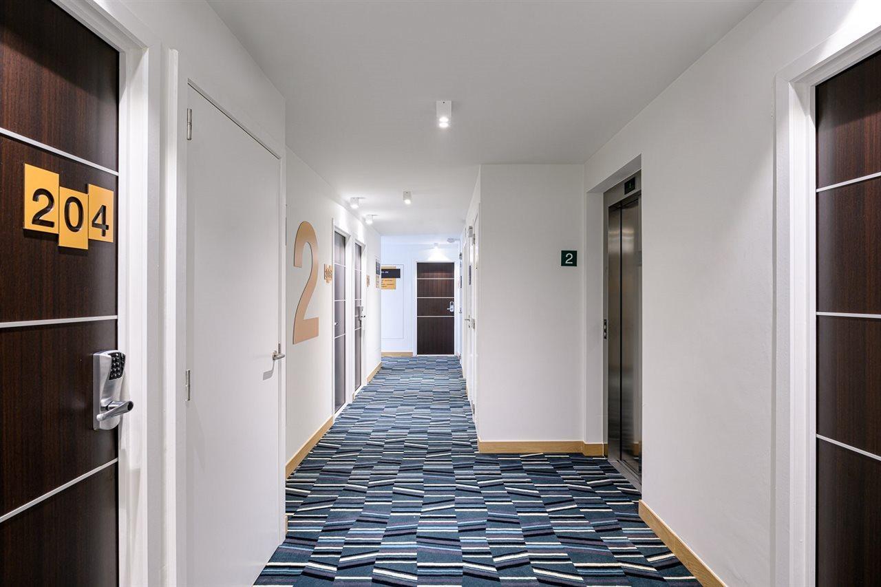 B&B Hotel Brussels Centre Gare Du Midi Saint-Gilles Eksteriør billede