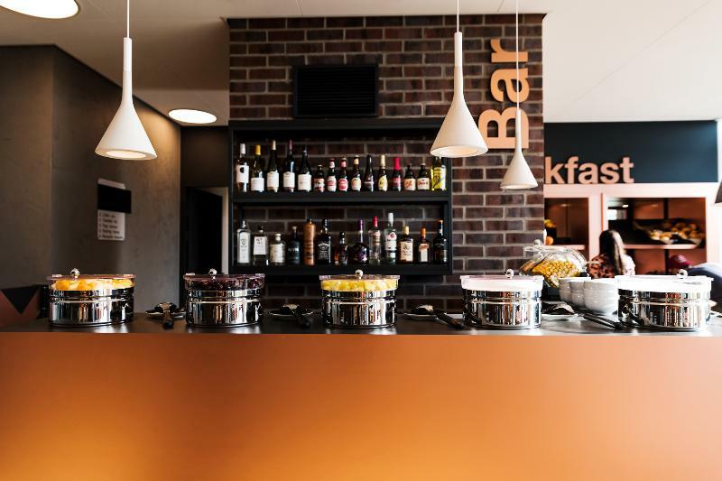 B&B Hotel Brussels Centre Gare Du Midi Saint-Gilles Eksteriør billede